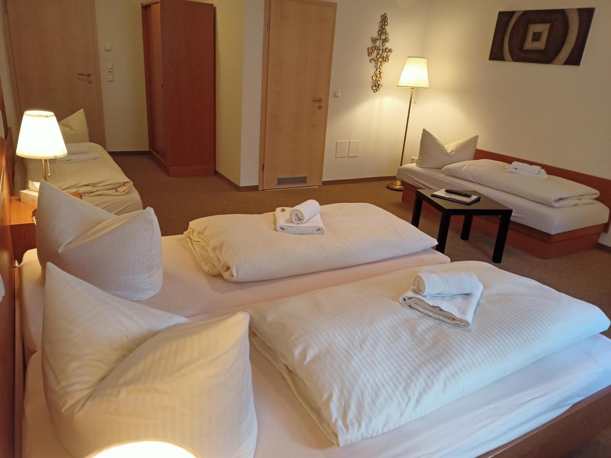 Hotel - Gasthof Erber Sinzing 외부 사진